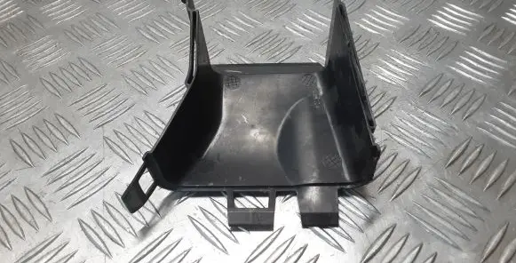 BMW X5 G05 Brake cooling air channel/duct 7421686 51747421686