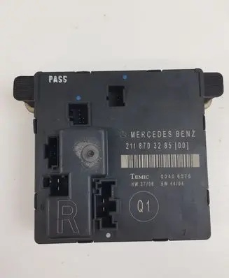 Mercedes-Benz E W211 Door control unit/module 2118703285