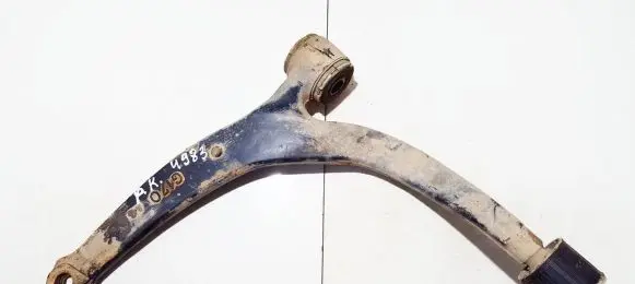 Peugeot 607 Front lower control arm/wishbone