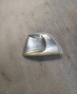 Front indicator light