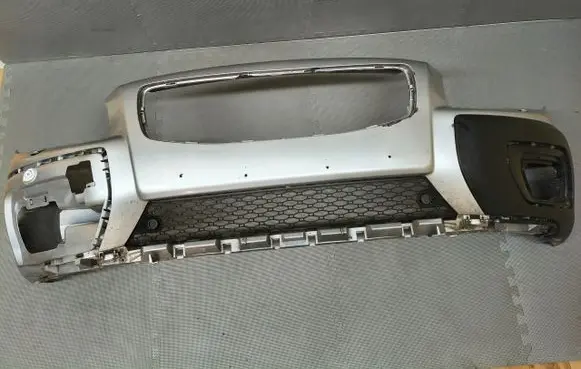 Volvo XC70 Front bumper