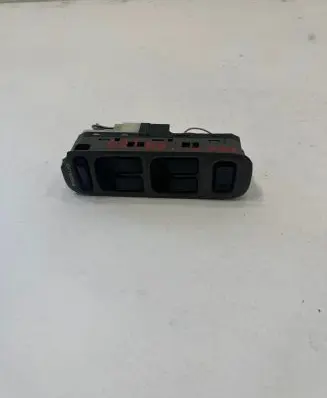 Suzuki Grand Vitara I Electric window control switch 0931k