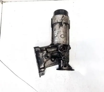Volkswagen PASSAT B5.5 Oil filter cover 038115389c