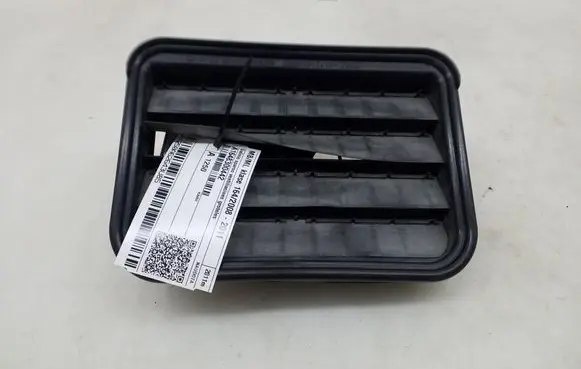 Mercedes-Benz ML W164 Fender grill A1648300442