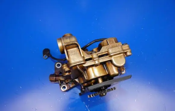 Volvo XC90 Oil pump 31430089