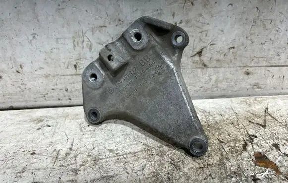 Volkswagen Golf V Gearbox mounting bracket 1K0199117