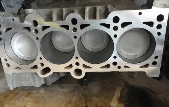 Audi A4 S4 B7 8E 8H Engine block ALT