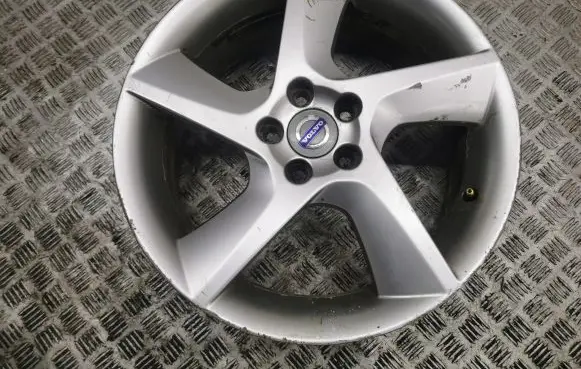 Volvo V70 R18 alloy rim 30714023