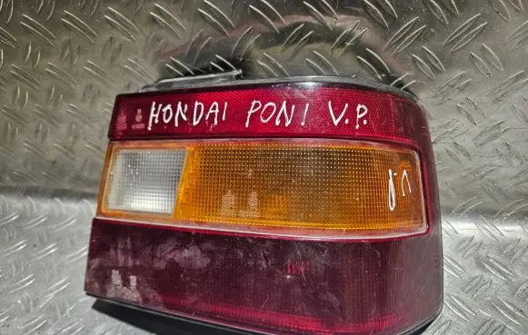Hyundai Pony Rear/tail lights 011142 7R011142