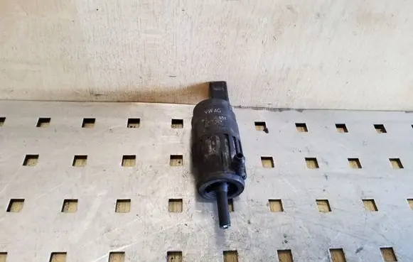 Skoda Superb B6 (3T) Windscreen/windshield washer pump 1K5955651