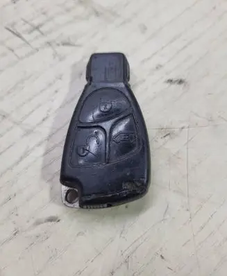 Mercedes-Benz Vito Viano W638 Ignition key/card 