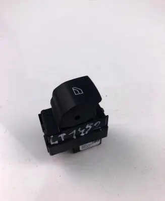 Volvo XC40 Electric window control switch 31456060
