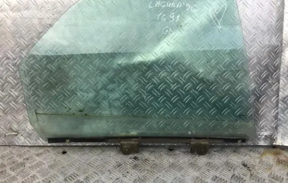 Renault Laguna I Rear door window glass 