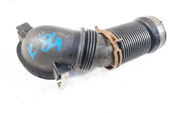 Audi TT Mk1 Air intake hose/pipe 06F129627G