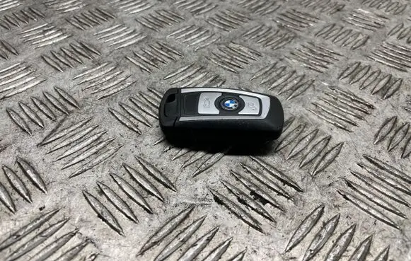 BMW 5 F10 F11 Ignition key/card 