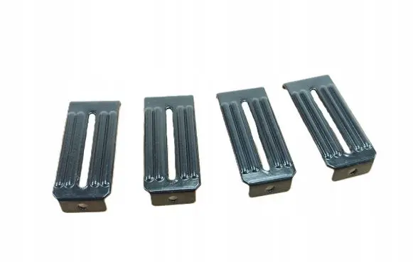 Suzuki Alto Roof transverse bars on the 