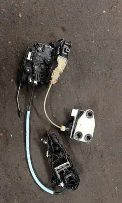 BMW X5 F15 Rear door soft close latching motor 7281957