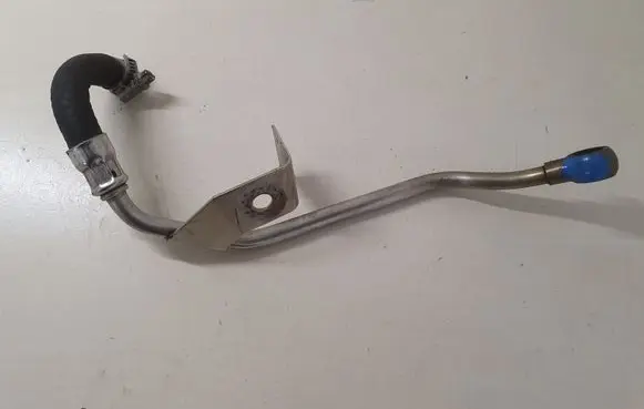 BMW X5 E70 Turbo turbocharger oiling pipe/hose 7808010