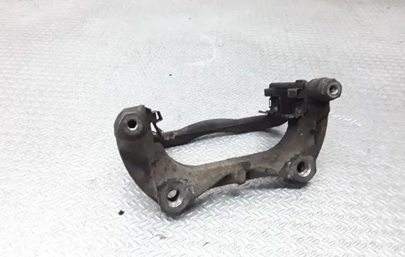 Chevrolet Orlando Front Brake Caliper Pad/Carrier 