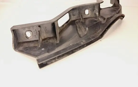 Front bumper mounting bracket