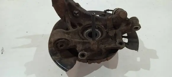 Volkswagen Touareg I Rear wheel hub