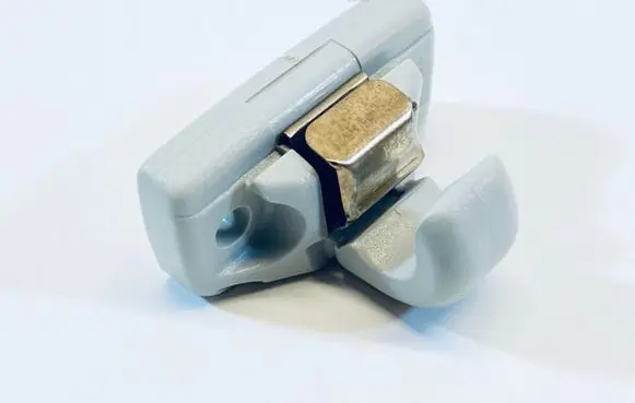 Seat Altea Sun visor clip/hook/bracket 3B0857561B