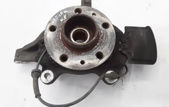 Renault Latitude (L70) Front wheel hub 400150006R