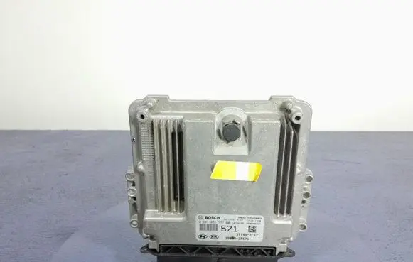 Hyundai Tucson JM Engine control unit/module ECU 39199-2F571