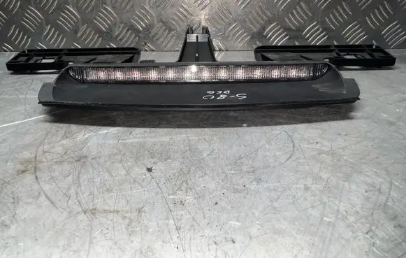 Volvo S80 Third/center stoplight 8693988