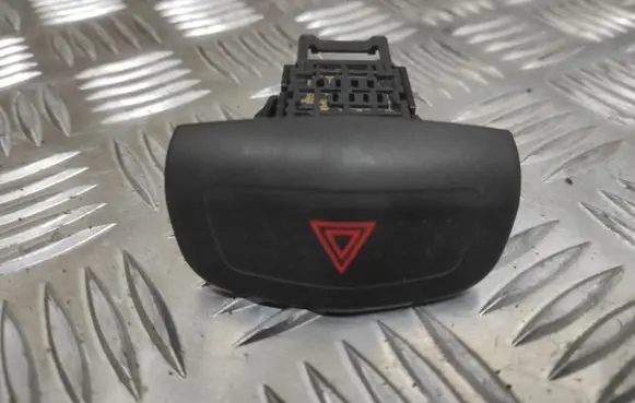Nissan Primera Hazard light switch 06016