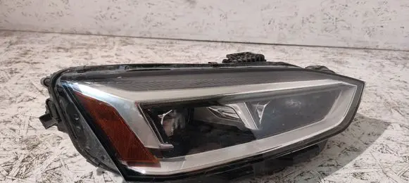 Audi A5 Headlight/headlamp 8W6941034F 030256323203