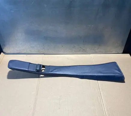 Mercedes-Benz E W124 (B) pillar trim (top) 1246923689