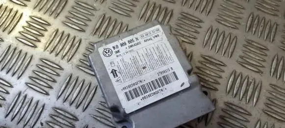 Volkswagen Golf V Airbag control unit/module 1k0909605n 5wk43413