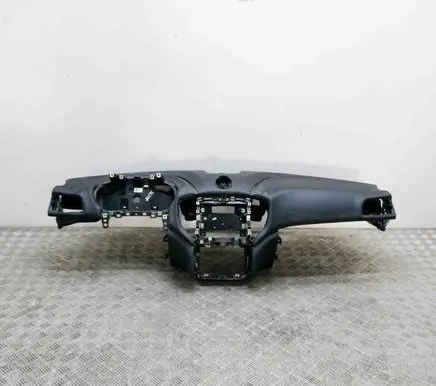 Maserati Ghibli Dashboard 06700185380 670012661