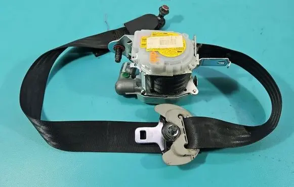 Hyundai i30 Front seatbelt 88820-A6100TX IMPRK1522541
