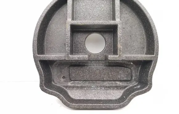 Jeep Cherokee Spare wheel section trim 04726370AB