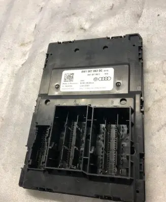 Audi A4 S4 B9 8W Comfort/convenience module 8w1907063dc
