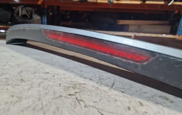 Audi Q7 4L Tailgate/trunk spoiler 4L0827933