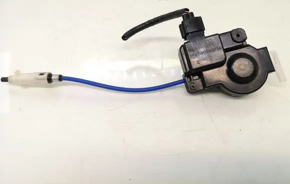 Fuel tank cap lock motor