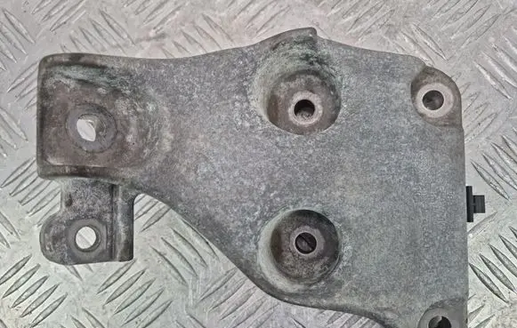 BMW X1 E84 Engine mounting bracket 6788357 13807410