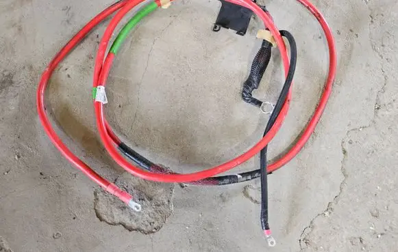 Dodge Challenger Positive cable (battery) 68207017AB