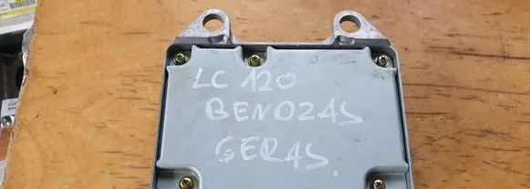 Toyota Land Cruiser (J120) Airbag control unit/module 8917060120 1523006171