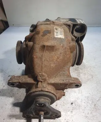 BMW 3 E90 E91 Rear differential 7566195 E2033V2 8908042301600045