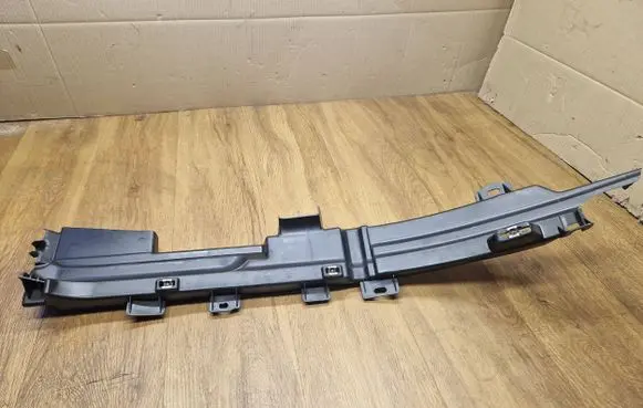 Mercedes-Benz GLS X166 Rear seat side bottom trim A1668206300 15446487 ZGS0006