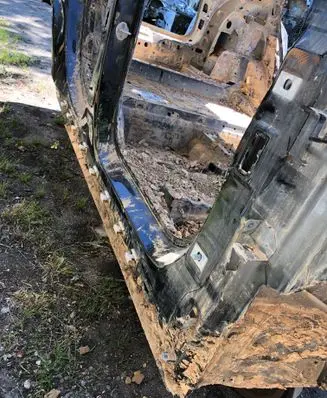 BMW X2 U10 Front sill (body part) 