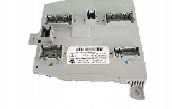 Mercedes-Benz C W205 Comfort/convenience module A2059006330