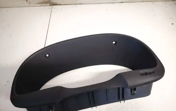 Hyundai Santa Fe Dashboard trim 848312b000 84831-2b000