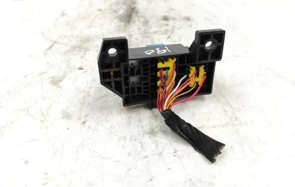 KIA Sorento Other relay 9522517000 913653e070 0004197796