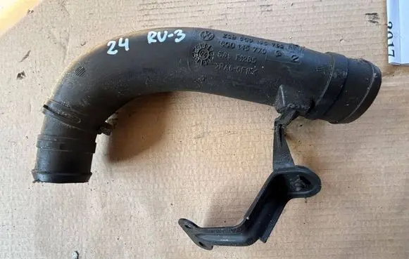 Intercooler hose/pipe