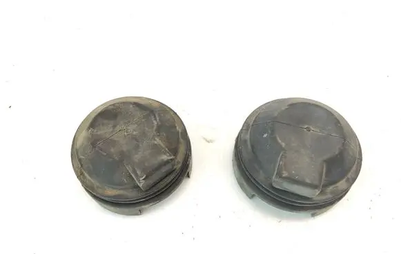 Suzuki Liana Headlight/headlamp dust cover